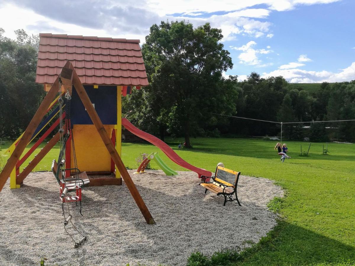 Holiday Home Holiday Raj Bešeňová 외부 사진